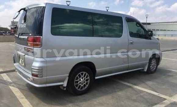 Acheter Occasion Voiture Nissan Elgrand Gris à Lusaka, Zambie Acheter Occasion Voiture Nissan Elgrand Gris à Lusaka, Zambie