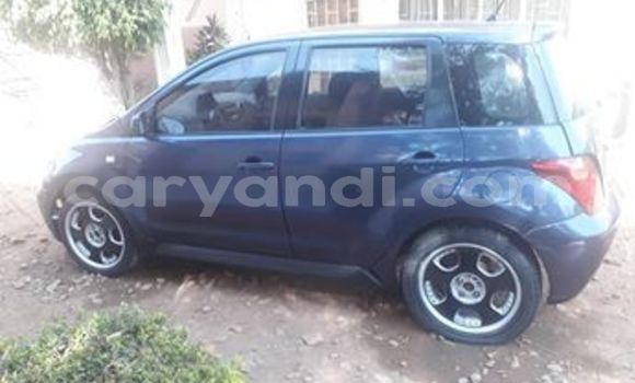 Acheter Occasion Voiture Toyota IST Bleu à Lusaka, Zambie Acheter Occasion Voiture Toyota IST Bleu à Lusaka, Zambie