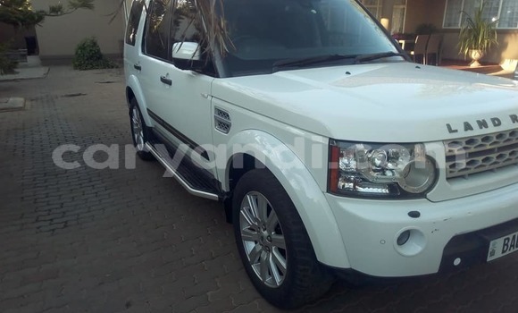 Acheter Occasion Voiture Land Rover Discovery Blanc à Lusaka, Zambie Acheter Occasion Voiture Land Rover Discovery Blanc à Lusaka, Zambie