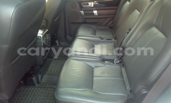 Acheter Occasion Voiture Land Rover Discovery Blanc à Lusaka, Zambie Acheter Occasion Voiture Land Rover Discovery Blanc à Lusaka, Zambie