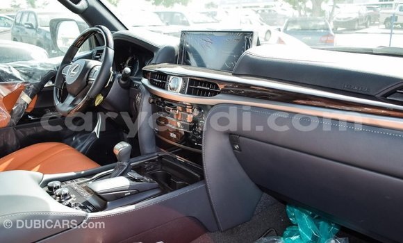 Nunua Imported Lexus LX Nyeusi Gari ndani ya Import - Dubai nchini Zambia Nunua Imported Lexus LX Nyeusi Gari ndani ya Import - Dubai nchini Zambia