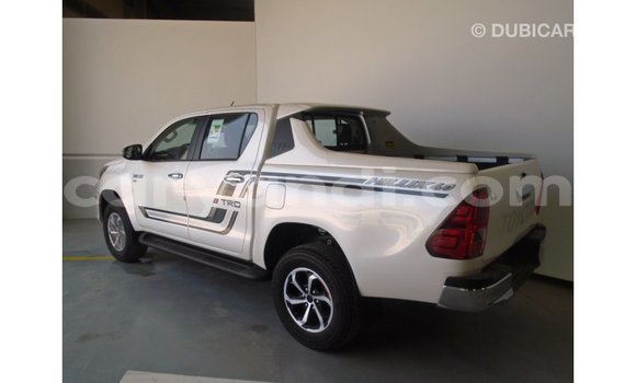 Buy Import Toyota Hilux White Car in Import - Dubai in Zambia Buy Import Toyota Hilux White Car in Import - Dubai in Zambia