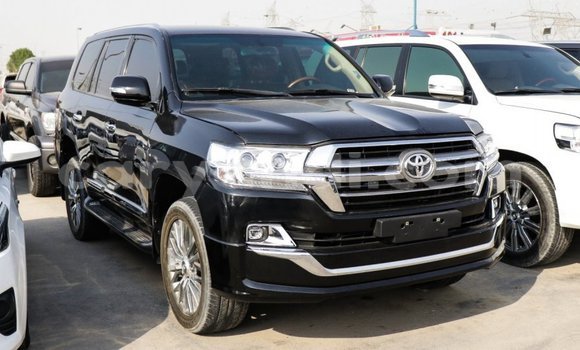 Nunua Imported Toyota Land Cruiser Nyeusi Gari ndani ya Import - Dubai nchini Zambia Nunua Imported Toyota Land Cruiser Nyeusi Gari ndani ya Import - Dubai nchini Zambia