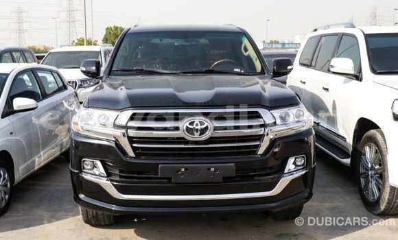 Nunua Imported Toyota Land Cruiser Nyeusi Gari ndani ya Import - Dubai nchini Zambia Nunua Imported Toyota Land Cruiser Nyeusi Gari ndani ya Import - Dubai nchini Zambia
