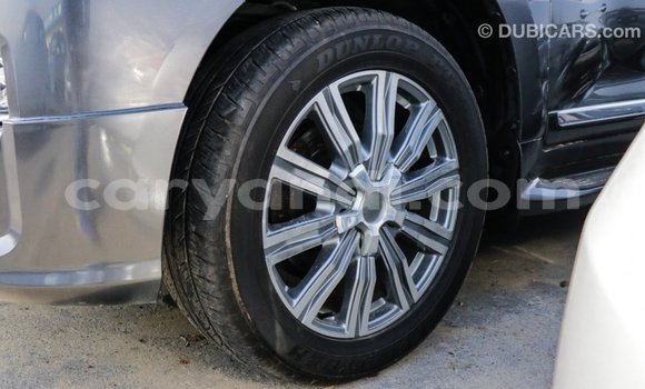 Tenga Imported Toyota Land Cruiser Nhema Mota in Import - Dubai in Zambia Tenga Imported Toyota Land Cruiser Nhema Mota in Import - Dubai in Zambia