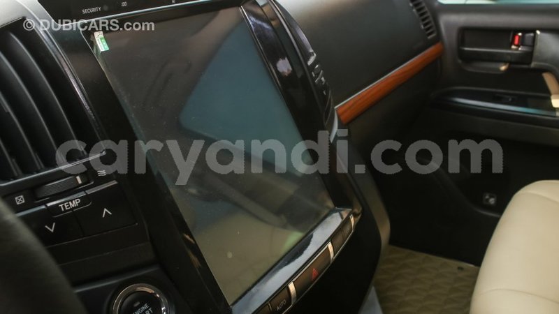 Big with watermark b11f2403 8307 479d 973a 0fec487eb49c