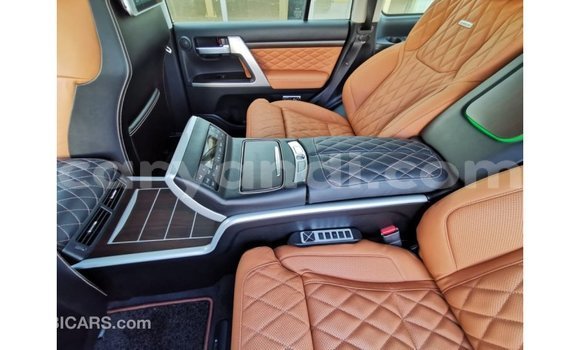 Buy Import Toyota Land Cruiser Black Car in Import - Dubai in Zambia Buy Import Toyota Land Cruiser Black Car in Import - Dubai in Zambia