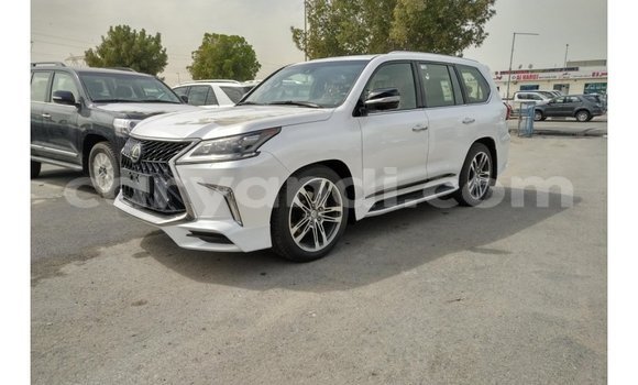 Tenga Imported Lexus LX Chena Mota in Import - Dubai in Zambia Tenga Imported Lexus LX Chena Mota in Import - Dubai in Zambia