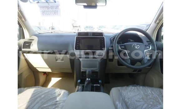 Nunua Imported Toyota Prado Nyeusi Gari ndani ya Import - Dubai nchini Zambia Nunua Imported Toyota Prado Nyeusi Gari ndani ya Import - Dubai nchini Zambia