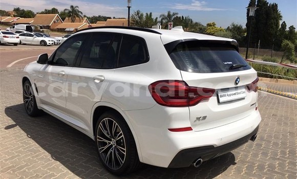Nunua Ilio tumika BMW X3 Nyeupe Gari ndani ya Chingola nchini Zambia Nunua Ilio tumika BMW X3 Nyeupe Gari ndani ya Chingola nchini Zambia
