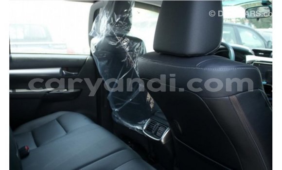 Acheter Import Voiture Toyota Hilux Autre à Import - Dubai, Zambie Acheter Import Voiture Toyota Hilux Autre à Import - Dubai, Zambie
