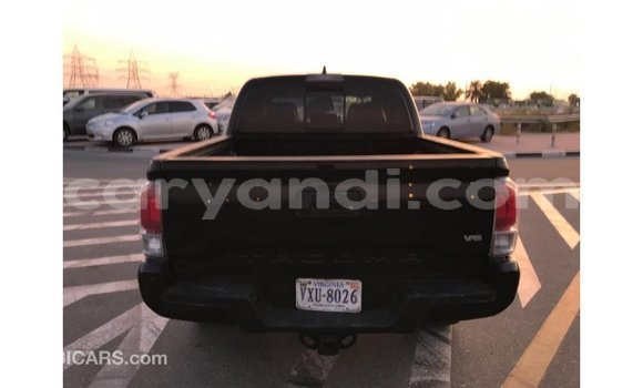 Nunua Imported Toyota Tacoma Nyeusi Gari ndani ya Import - Dubai nchini Zambia Nunua Imported Toyota Tacoma Nyeusi Gari ndani ya Import - Dubai nchini Zambia