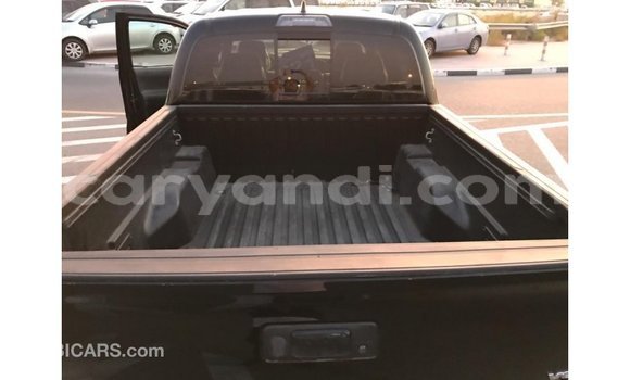 Nunua Imported Toyota Tacoma Nyeusi Gari ndani ya Import - Dubai nchini Zambia Nunua Imported Toyota Tacoma Nyeusi Gari ndani ya Import - Dubai nchini Zambia