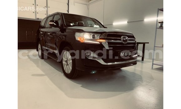 Nunua Imported Toyota Land Cruiser Nyeusi Gari ndani ya Import - Dubai nchini Zambia Nunua Imported Toyota Land Cruiser Nyeusi Gari ndani ya Import - Dubai nchini Zambia