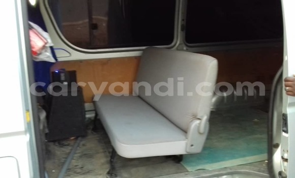 Acheter Occasion Voiture Toyota Hiace Gris à Lusaka, Zambie Acheter Occasion Voiture Toyota Hiace Gris à Lusaka, Zambie