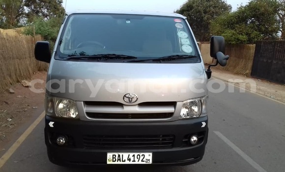 Acheter Occasion Voiture Toyota Hiace Gris à Lusaka, Zambie Acheter Occasion Voiture Toyota Hiace Gris à Lusaka, Zambie