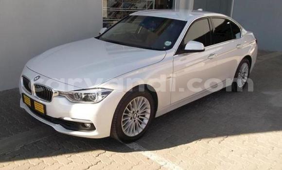 Tenga Tsaru BMW 3–Series Chena Mota in Chingola in Zambia Tenga Tsaru BMW 3–Series Chena Mota in Chingola in Zambia