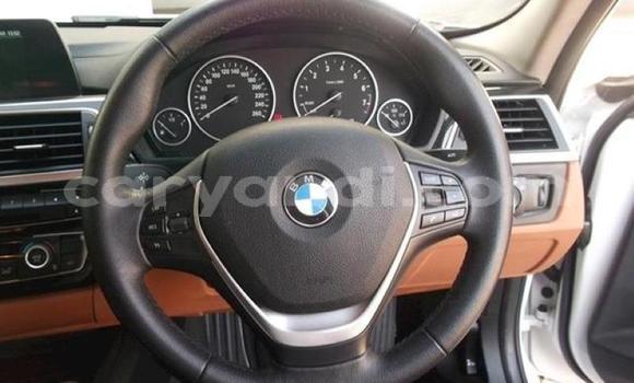 Tenga Tsaru BMW 3–Series Chena Mota in Chingola in Zambia Tenga Tsaru BMW 3–Series Chena Mota in Chingola in Zambia