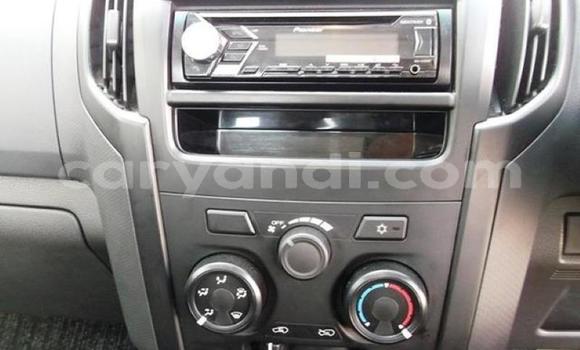 Tenga Tsaru Isuzu D–MAX Chena Mota in Chingola in Zambia Tenga Tsaru Isuzu D–MAX Chena Mota in Chingola in Zambia