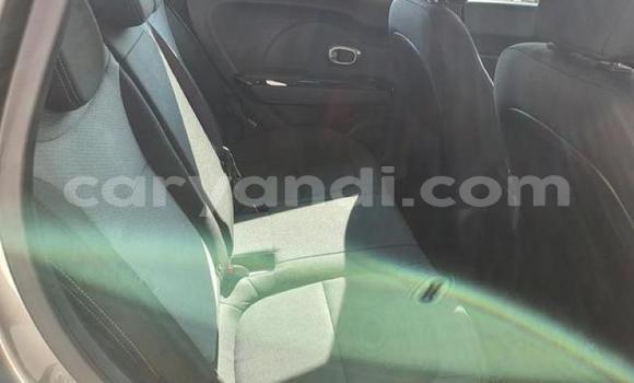 Nunua Ilio tumika Kia Soul Nyingine Gari ndani ya Lusaka nchini Zambia Nunua Ilio tumika Kia Soul Nyingine Gari ndani ya Lusaka nchini Zambia