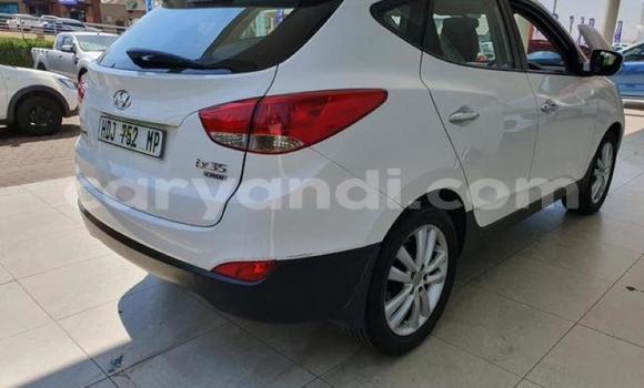 Tenga Tsaru Hyundai ix35 Chena Mota in Lusaka in Zambia Tenga Tsaru Hyundai ix35 Chena Mota in Lusaka in Zambia