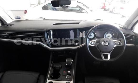 Nunua Ilio tumika Volkswagen Touareg Bluu Gari ndani ya Lusaka nchini Zambia Nunua Ilio tumika Volkswagen Touareg Bluu Gari ndani ya Lusaka nchini Zambia