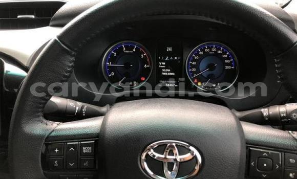 Nunua Ilio tumika Toyota Hilux Nyeupe Gari ndani ya Lusaka nchini Zambia Nunua Ilio tumika Toyota Hilux Nyeupe Gari ndani ya Lusaka nchini Zambia