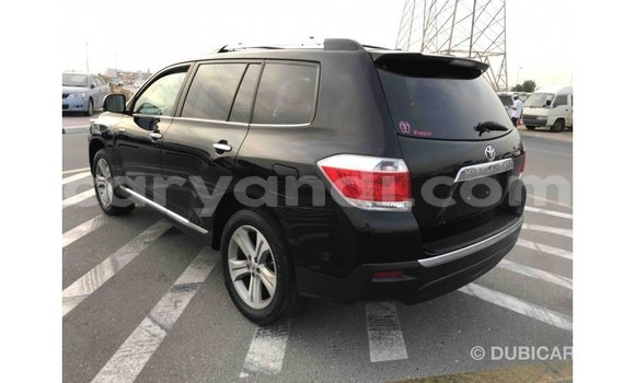 Tenga Imported Toyota Highlander Nhema Mota in Import - Dubai in Zambia Tenga Imported Toyota Highlander Nhema Mota in Import - Dubai in Zambia