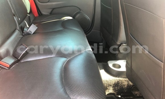 Tenga Tsaru Renault Clio Zvimwe Mota in Chingola in Zambia Tenga Tsaru Renault Clio Zvimwe Mota in Chingola in Zambia