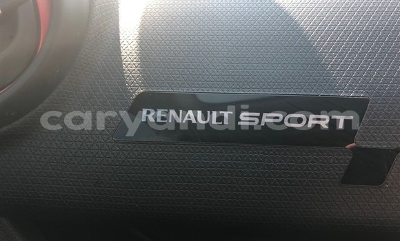 Tenga Tsaru Renault Clio Zvimwe Mota in Chingola in Zambia Tenga Tsaru Renault Clio Zvimwe Mota in Chingola in Zambia