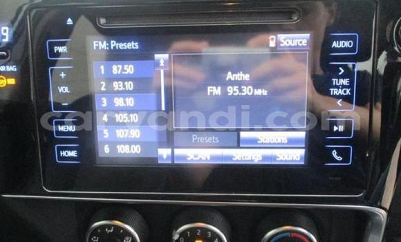 Nunua Ilio tumika Toyota Corolla Fedha Gari ndani ya Lusaka nchini Zambia Nunua Ilio tumika Toyota Corolla Fedha Gari ndani ya Lusaka nchini Zambia