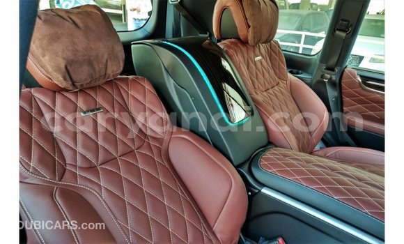 Acheter Import Voiture Lexus LX Noir à Import - Dubai, Zambie Acheter Import Voiture Lexus LX Noir à Import - Dubai, Zambie