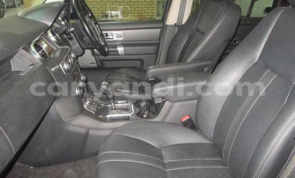 Nunua Ilio tumika Land Rover Discovery Nyeupe Gari ndani ya Chingola nchini Zambia Nunua Ilio tumika Land Rover Discovery Nyeupe Gari ndani ya Chingola nchini Zambia