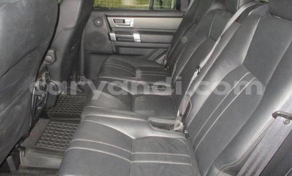Nunua Ilio tumika Land Rover Discovery Nyeupe Gari ndani ya Chingola nchini Zambia Nunua Ilio tumika Land Rover Discovery Nyeupe Gari ndani ya Chingola nchini Zambia