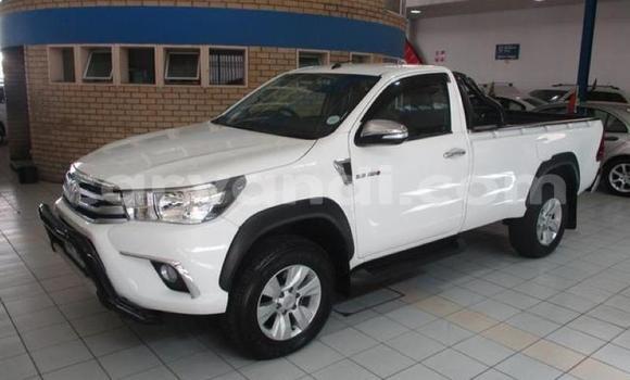 Tenga Tsaru Toyota Hilux Chena Mota in Chingola in Zambia Tenga Tsaru Toyota Hilux Chena Mota in Chingola in Zambia