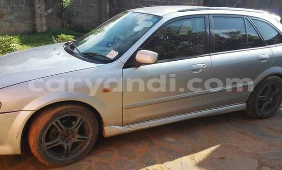 Acheter Occasion Voiture Mazda 326 Bleu à Chipata, Zambie Acheter Occasion Voiture Mazda 326 Bleu à Chipata, Zambie