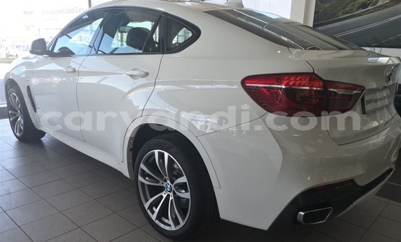 Acheter Occasion Voiture BMW X6 Blanc à Chingola, Zambie Acheter Occasion Voiture BMW X6 Blanc à Chingola, Zambie