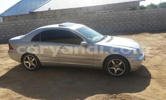 Tenga Tsaru Mercedes‒Benz KOMPRESSOR Sirivha Mota in Chipata in Zambia Tenga Tsaru Mercedes‒Benz KOMPRESSOR Sirivha Mota in Chipata in Zambia