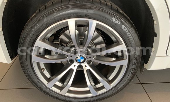 Acheter Occasion Voiture BMW X6 M Blanc à Chingola, Zambie Acheter Occasion Voiture BMW X6 M Blanc à Chingola, Zambie