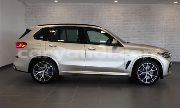 Nunua Ilio tumika BMW X5 M Nyingine Gari ndani ya Chingola nchini Zambia Nunua Ilio tumika BMW X5 M Nyingine Gari ndani ya Chingola nchini Zambia