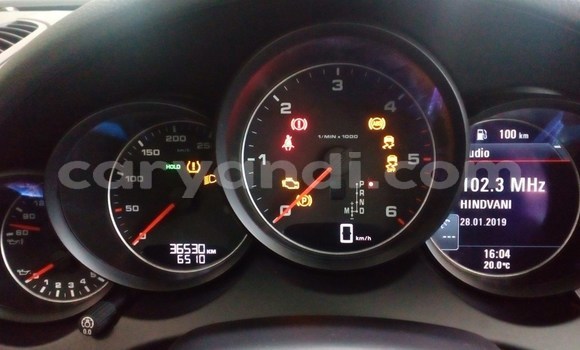 Tenga Tsaru Porsche Cayenne Zvimwe Mota in Chingola in Zambia Tenga Tsaru Porsche Cayenne Zvimwe Mota in Chingola in Zambia