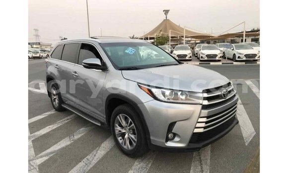 Buy Import Toyota Highlander Other Car in Import - Dubai in Zambia Buy Import Toyota Highlander Other Car in Import - Dubai in Zambia