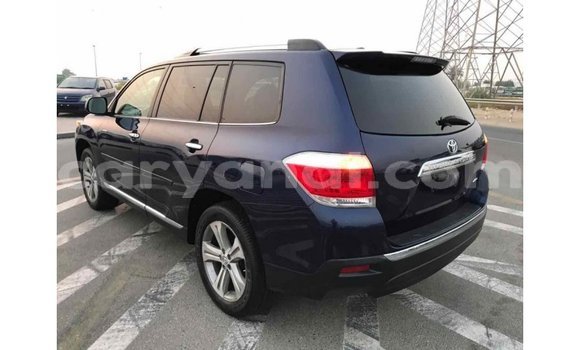 Buy Import Toyota Highlander Blue Car in Import - Dubai in Zambia Buy Import Toyota Highlander Blue Car in Import - Dubai in Zambia