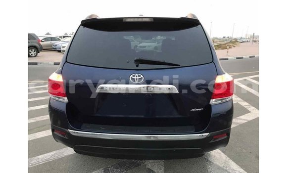Buy Import Toyota Highlander Blue Car in Import - Dubai in Zambia Buy Import Toyota Highlander Blue Car in Import - Dubai in Zambia