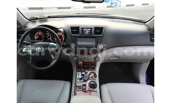 Buy Import Toyota Highlander Blue Car in Import - Dubai in Zambia Buy Import Toyota Highlander Blue Car in Import - Dubai in Zambia