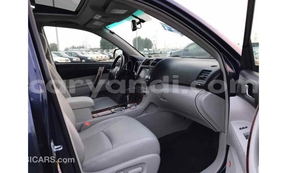 Buy Import Toyota Highlander Blue Car in Import - Dubai in Zambia Buy Import Toyota Highlander Blue Car in Import - Dubai in Zambia