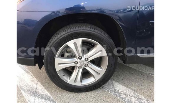Buy Import Toyota Highlander Blue Car in Import - Dubai in Zambia Buy Import Toyota Highlander Blue Car in Import - Dubai in Zambia
