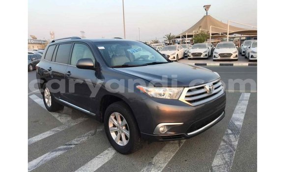 Tenga Imported Toyota Highlander Zvimwe Mota in Import - Dubai in Zambia Tenga Imported Toyota Highlander Zvimwe Mota in Import - Dubai in Zambia