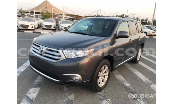 Tenga Imported Toyota Highlander Zvimwe Mota in Import - Dubai in Zambia Tenga Imported Toyota Highlander Zvimwe Mota in Import - Dubai in Zambia