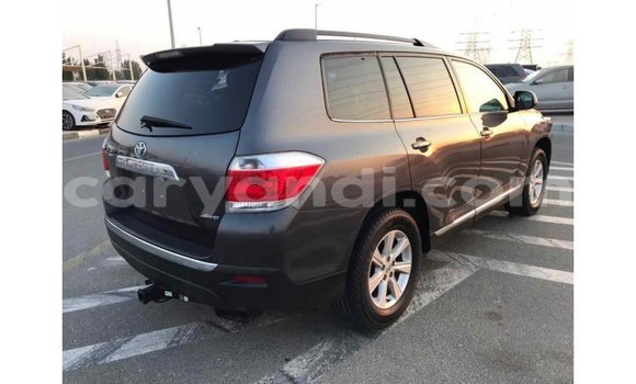 Tenga Imported Toyota Highlander Zvimwe Mota in Import - Dubai in Zambia Tenga Imported Toyota Highlander Zvimwe Mota in Import - Dubai in Zambia